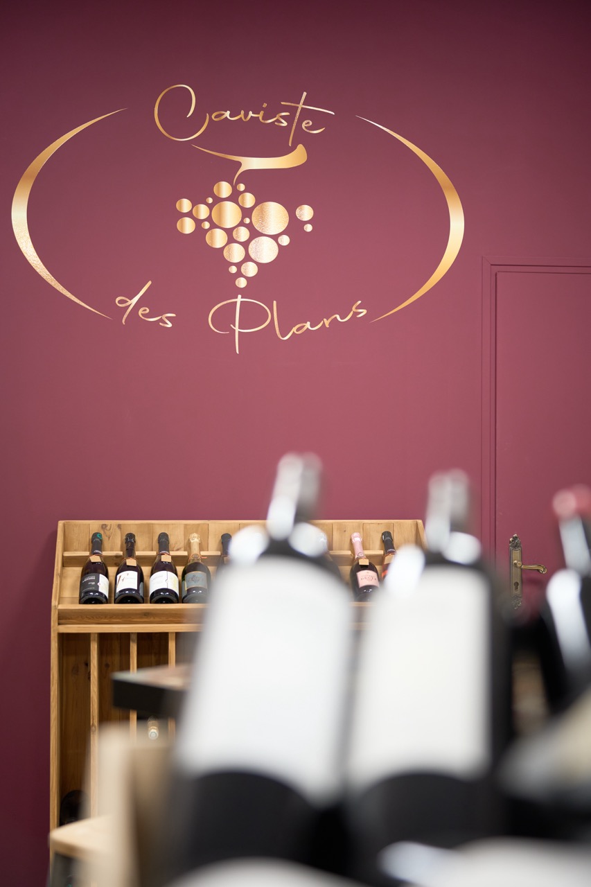 Photo 26 Caviste des Plans